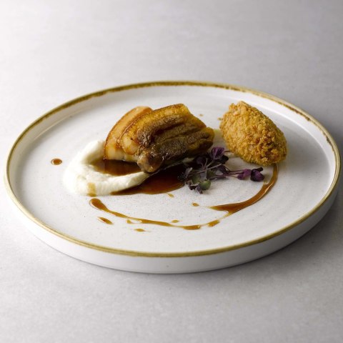 Miska coupe Stonecast Barley White 248 mm Churchill