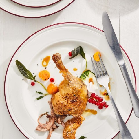 Talerz do pasty Bead Maroon Band 240 mm Steelite