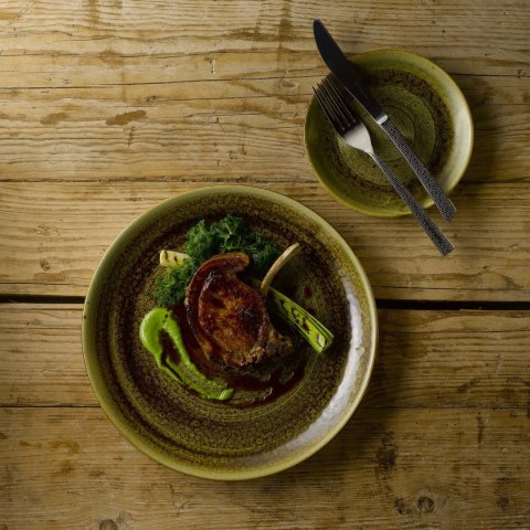 Talerz trójkątny Stonecast Plume Green 229 mm Churchill