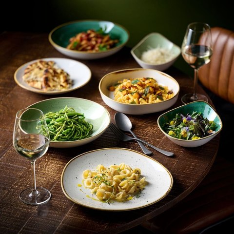 Talerz organiczny z wysokim rantem Stonecast Barley White 200mm | CHURCHILL SWHSWOB11