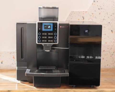 Automatyczny ekspres do kawy dotykowy zbiornik na wodę 6 l Resto Quality RQK90L