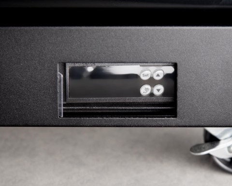 Szafa chłodnicza przeszklona czarna gastronomiczna 590 l Resto Quality RQ880H-BLACK