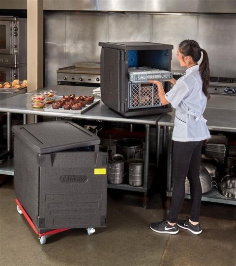Pojemnik termiczny Cam GoBox 155 l GN 600x400 załadunek frontowy Cambro EPP4060FNR110