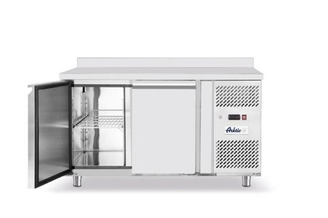 Stół Mroźniczy 2-drzwiowy Profi Line GN 1/1 280L 230V/600W 1360x700x910 Hendi 232064